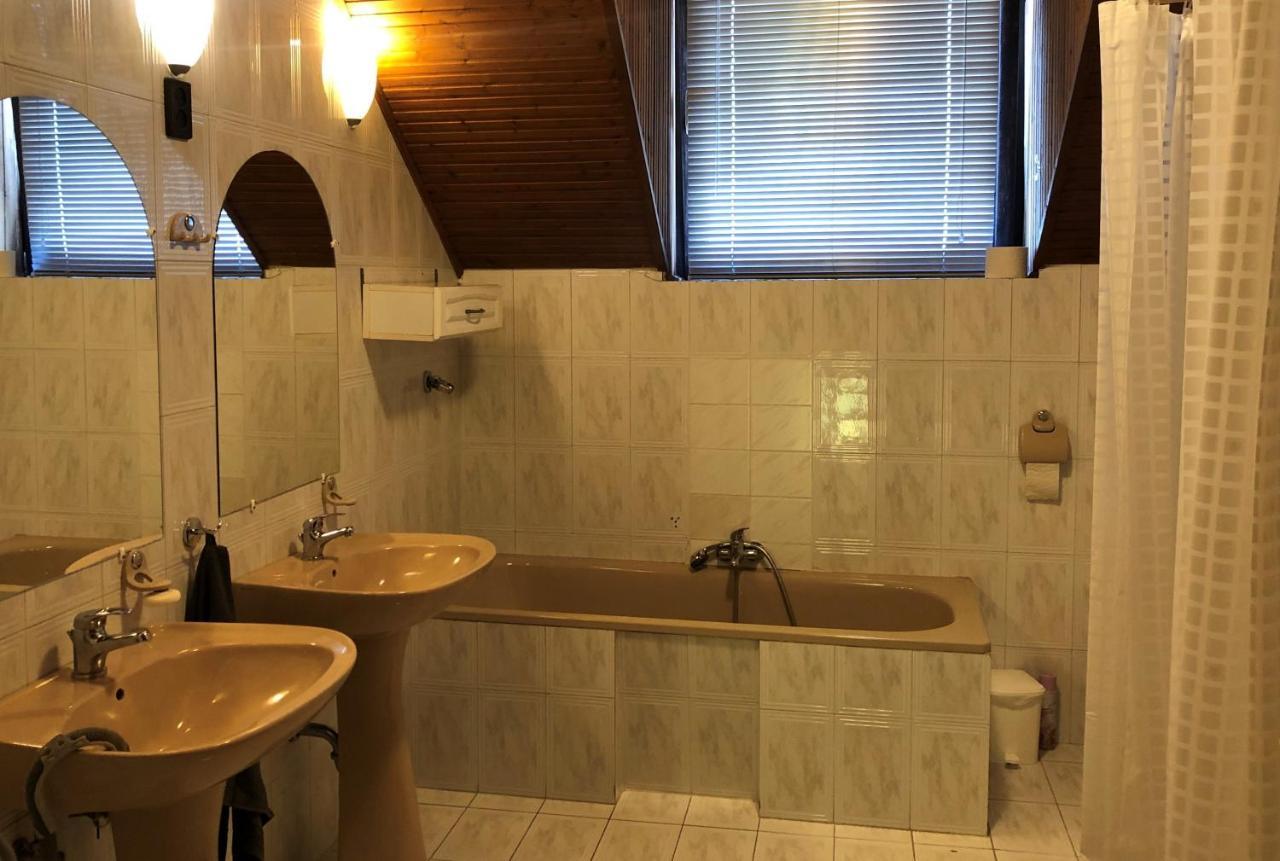 Apartman 4. Apartment Balatonalmadi Bagian luar foto
